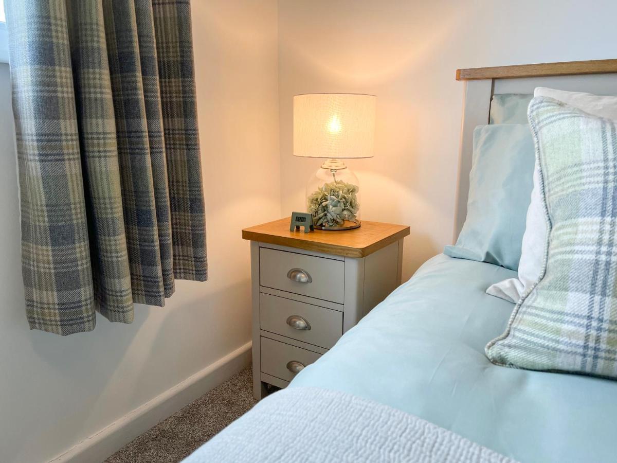 Ciaran Cottage Fearnan Экстерьер фото
